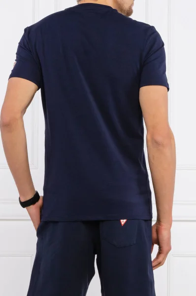 Marškinėliai VINYL VOL.20 CN | Slim Fit GUESS tamsiai mėlyna