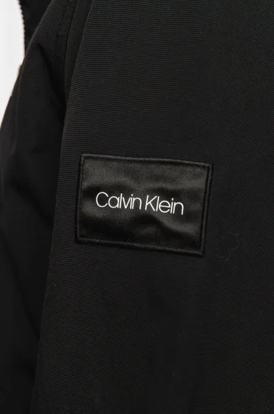 Striukė ESSENTIAL | Regular Fit Calvin Klein juoda