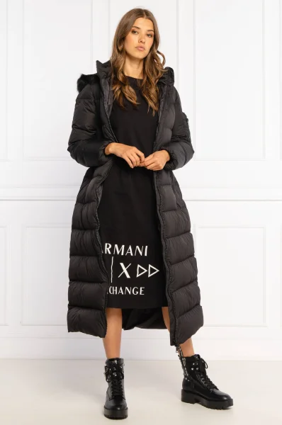 Pūkinis paltas Armani Exchange juoda