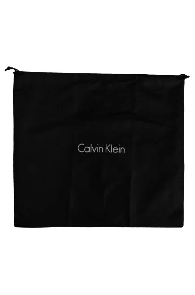 rankinė per petį blithe Calvin Klein tamsiai mėlyna