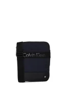 rankinė per petį madox Calvin Klein tamsiai mėlyna