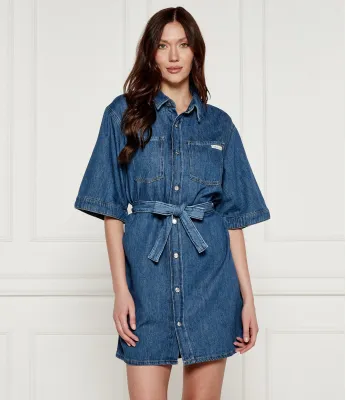 Džinsinė suknelė su diržu Calvin Klein Jeans | Mėlyna su linu J20J225169